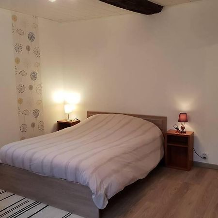 Appartement Le Longchamp à Honfleur Extérieur photo